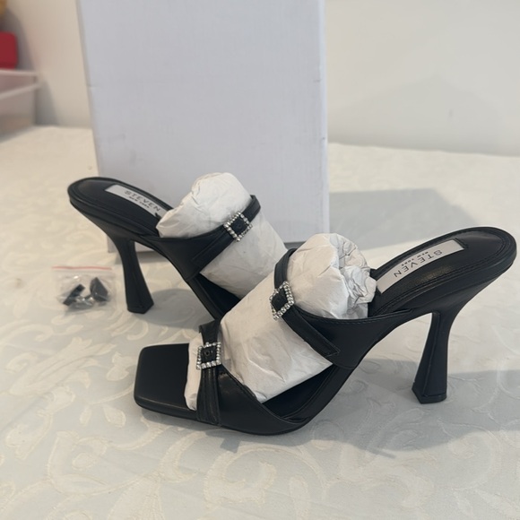 Steven NY Lanie Black Slide Sandals. Ladies 7.5 - Picture 8 of 12